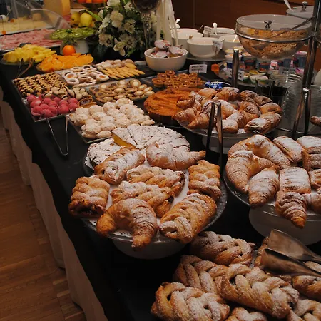 Schio Hotel 호텔 4*