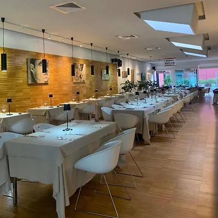 Schio Hotel 4* سكيو