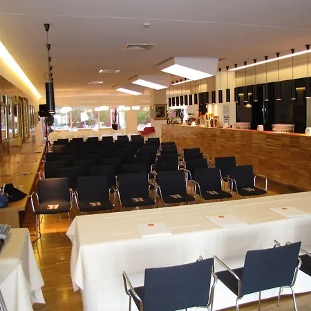 ホテル Schio Hotel 4*