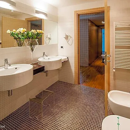 Schio Hotel 4*